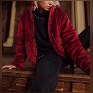 Leola Couture Burgundy Velvet Puffer Jacket Women’s Size Large Streetwear Y2K
